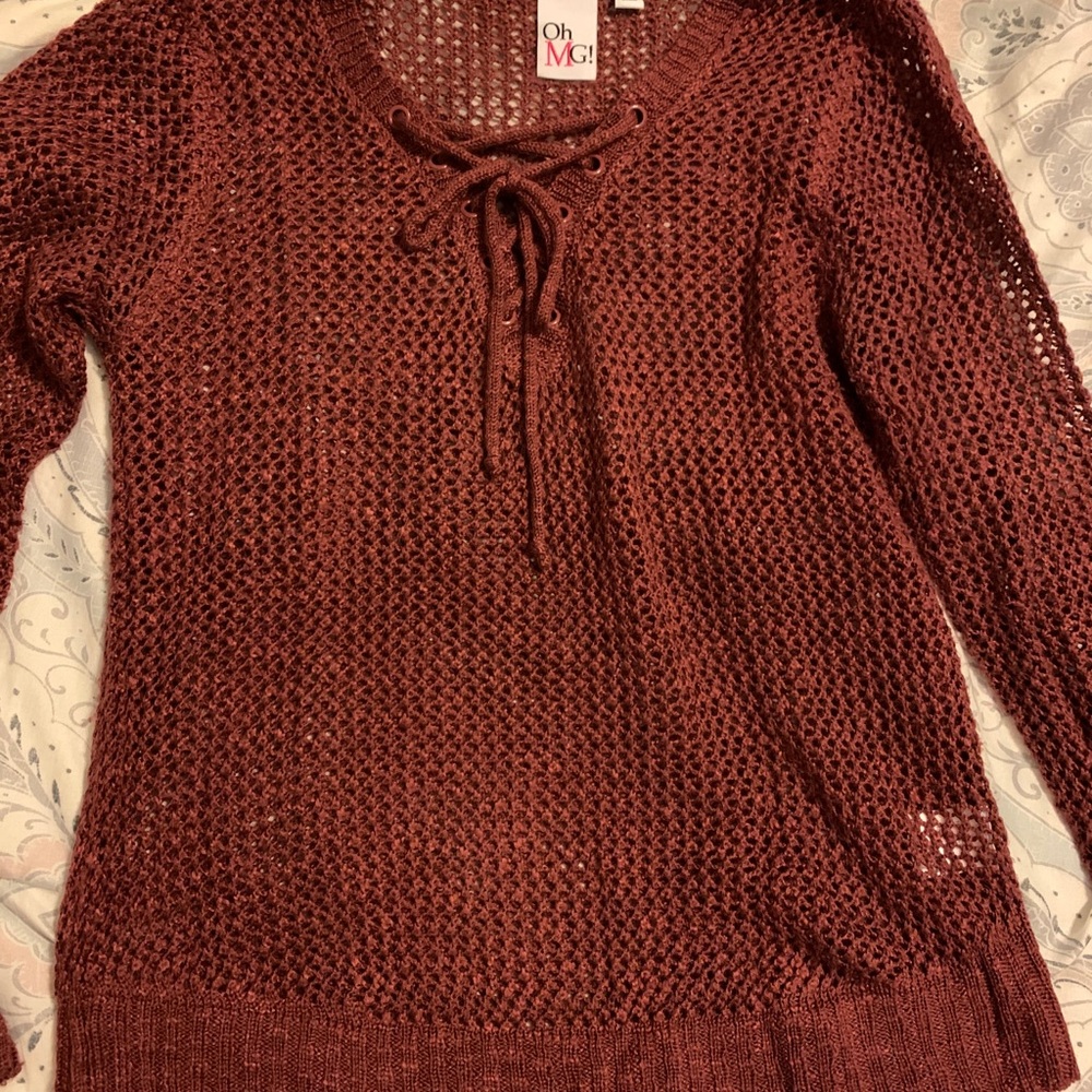 Maroon tie up sweater